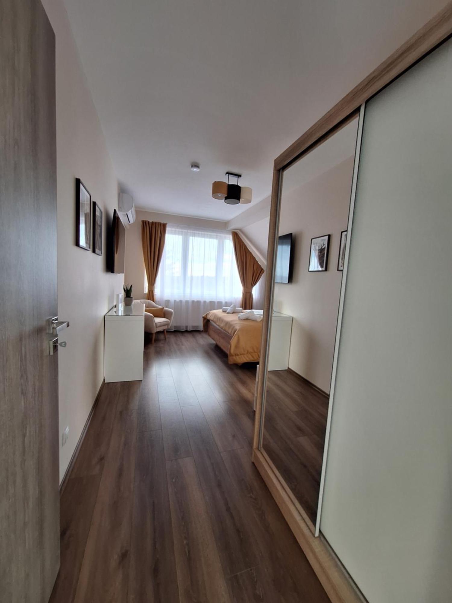 Happy Home Apartman Miskolc Extérieur photo