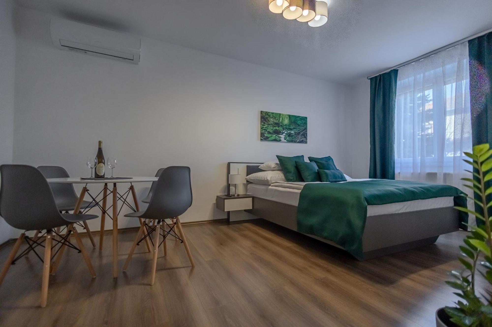 Happy Home Apartman Miskolc Extérieur photo